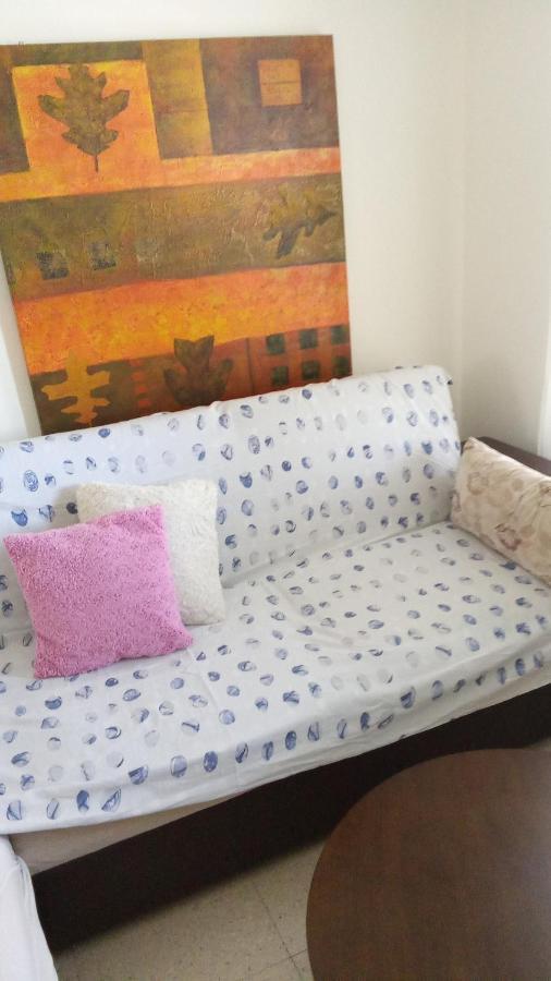 2 Bedroom Apartment In Makenzi Larnaca Luaran gambar