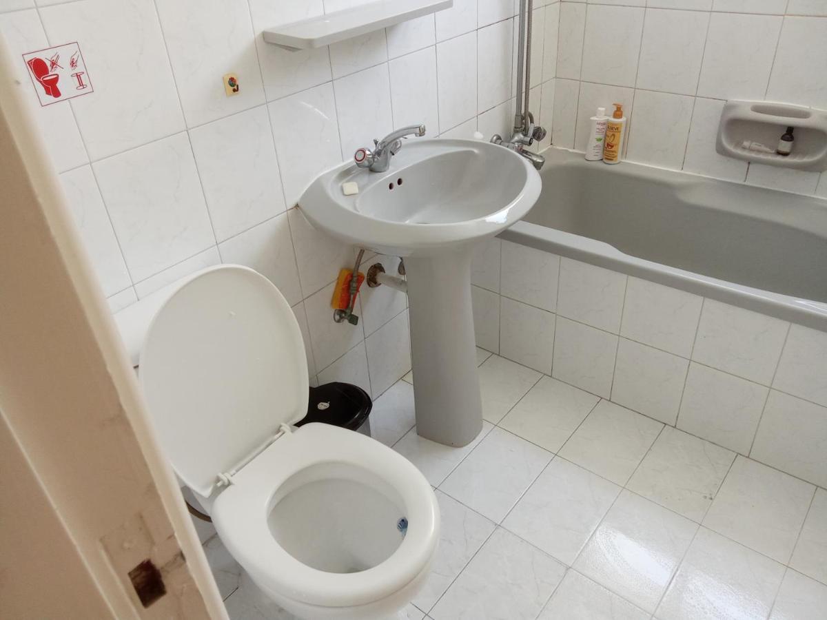 2 Bedroom Apartment In Makenzi Larnaca Luaran gambar