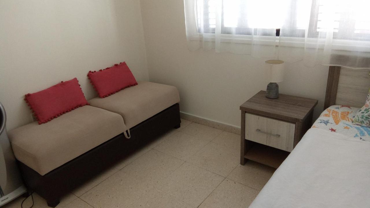 2 Bedroom Apartment In Makenzi Larnaca Luaran gambar